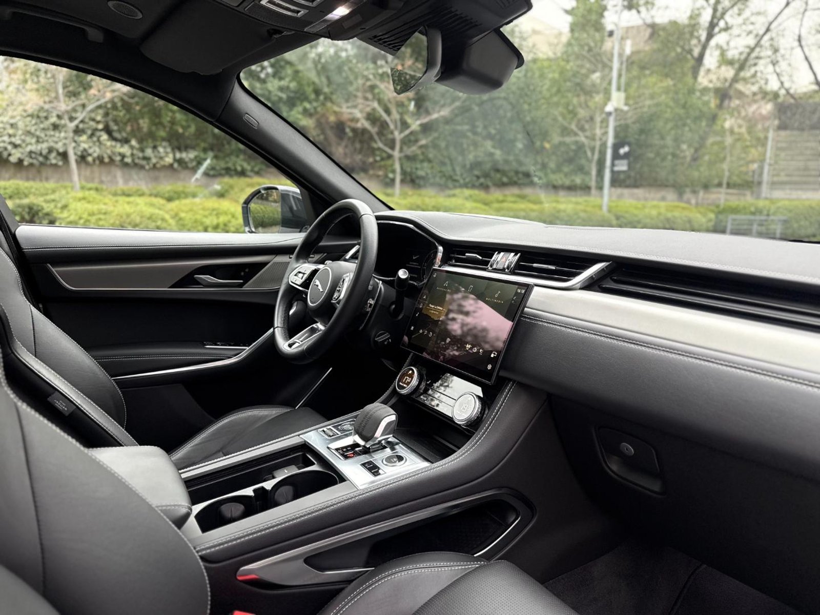 Jaguar F-Pace 2024 - Imagen 16 de 20