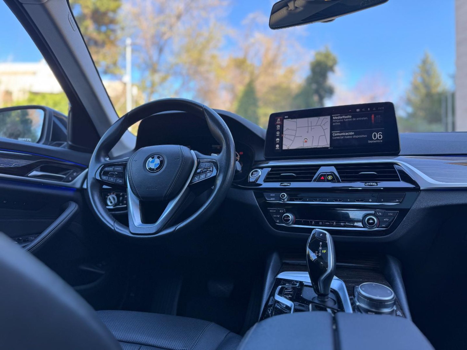 BMW 520d 2023 - Imagen 8 de 18