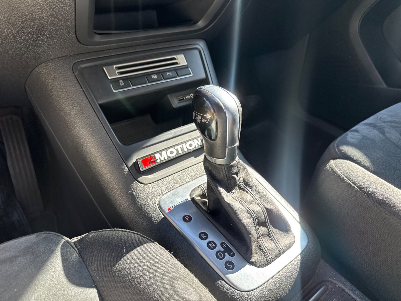 VOLKSWAGEN TIGUAN 2017 - Imagen 13 de 20