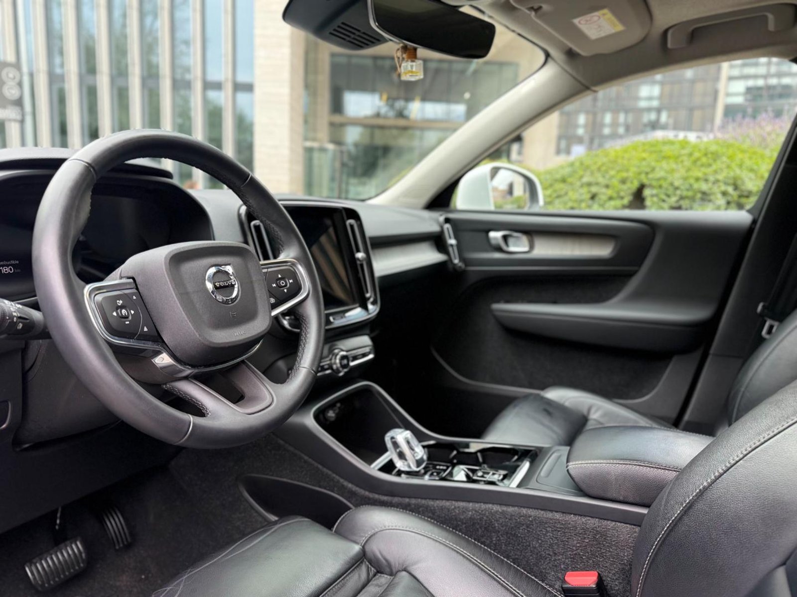 Volvo XC40 B4 Plus 2023 - Imagen 15 de 20