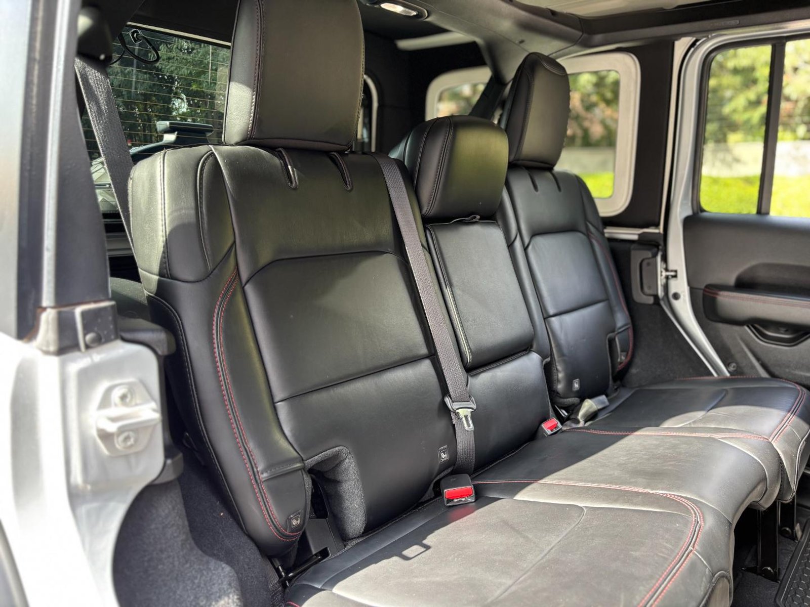 Jeep WRANGLER Rubicon 3.6 V6 4x4 2025 - Imagen 15 de 16