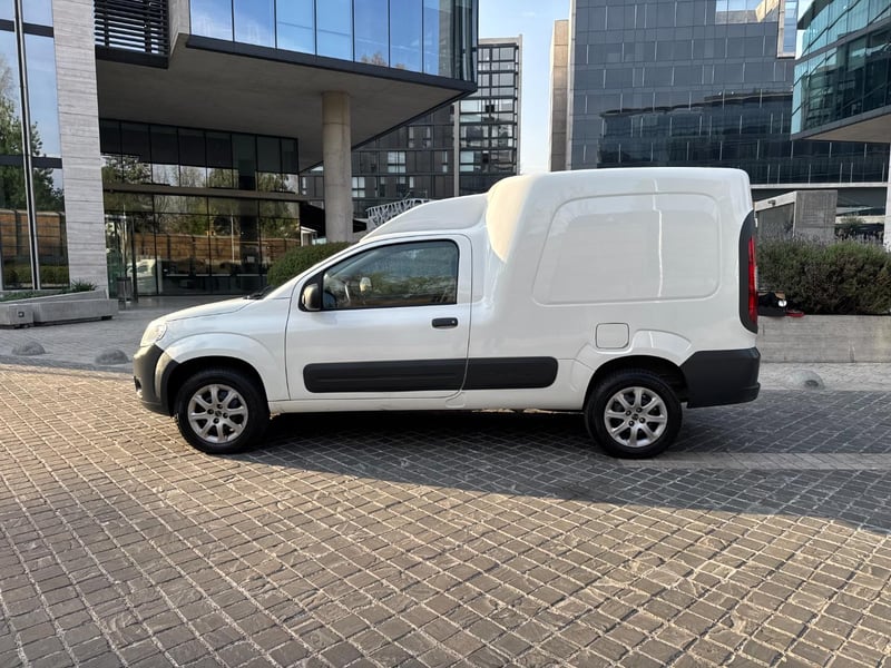 RAM VAN 700 RAPID 2022 - Imagen 7 de 14