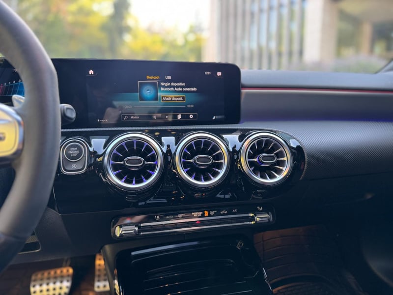 Mercedes-Benz A45S AMG 2023 - Imagen 8 de 18