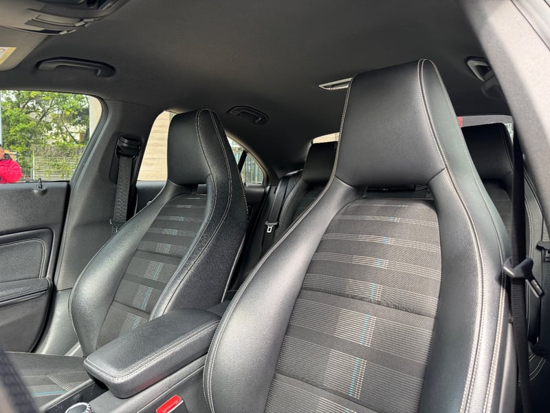Mercedes-Benz CLA 180 2020 - Imagen 15 de 18