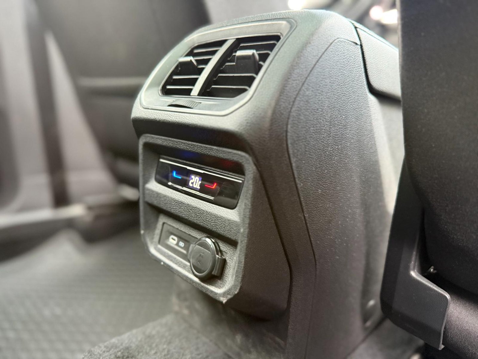 Volkswagen TIGUAN 2023 - Imagen 18 de 20