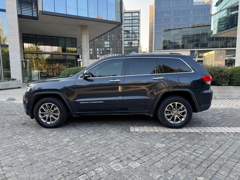 Jeep Grand Cherokee 3.6 LIMITED LX 4X4 AT 5P 2015 - Imagen 7 de 19