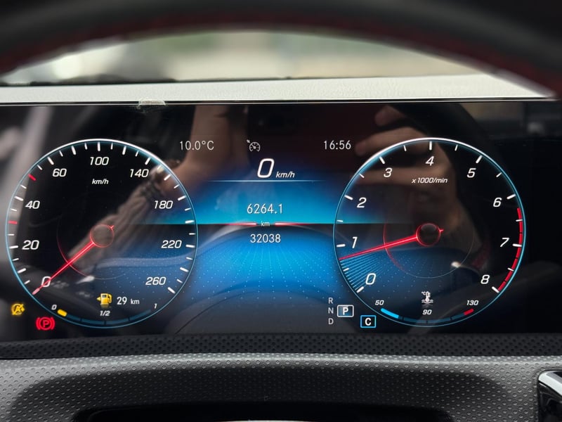 Mercedes-Benz A 250 2023 - Imagen 11 de 19
