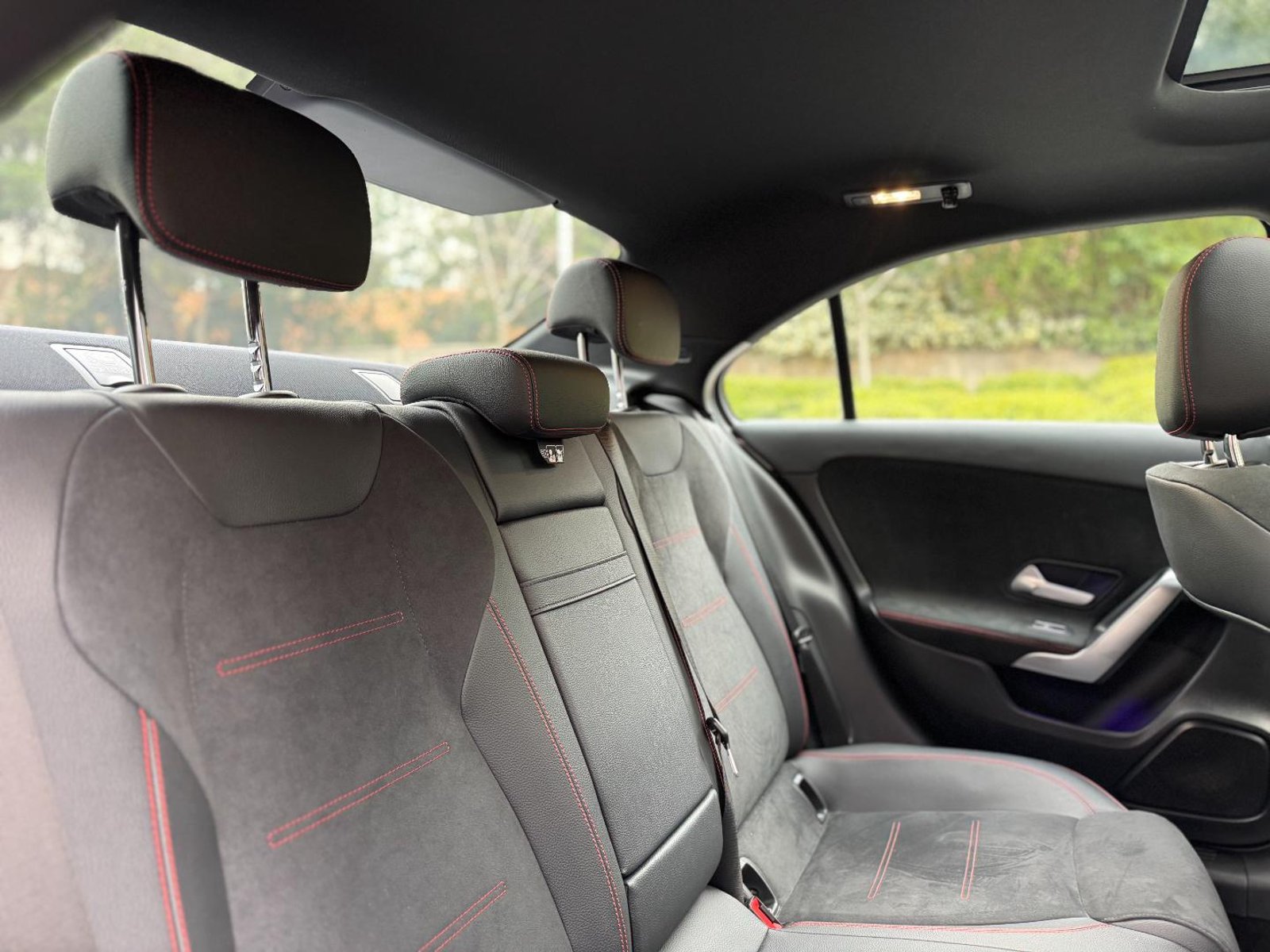 Mercedes-Benz A 250 2023 - Imagen 18 de 19