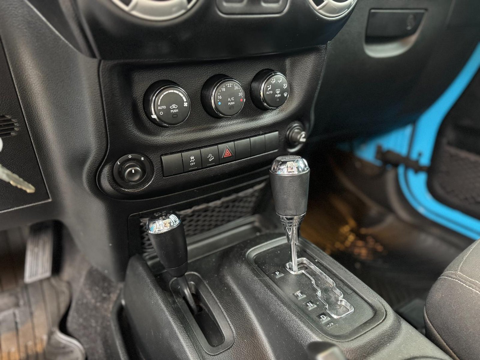 Jeep WRANGLER Rubicon 3.6 V6 4x4 2018 - Imagen 12 de 18