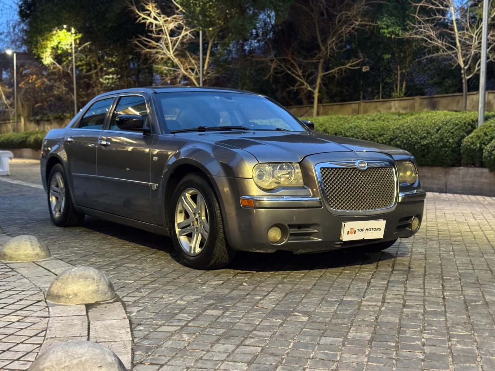 CHRYSLER 300C 2006 - Foto 3 de 16