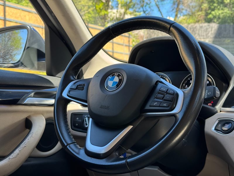 BMW X1 sDrive 18i 2022 - Imagen 10 de 18