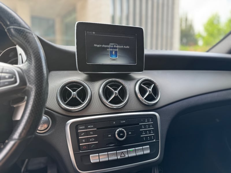 Mercedes-Benz CLA 180 2020 - Imagen 9 de 18