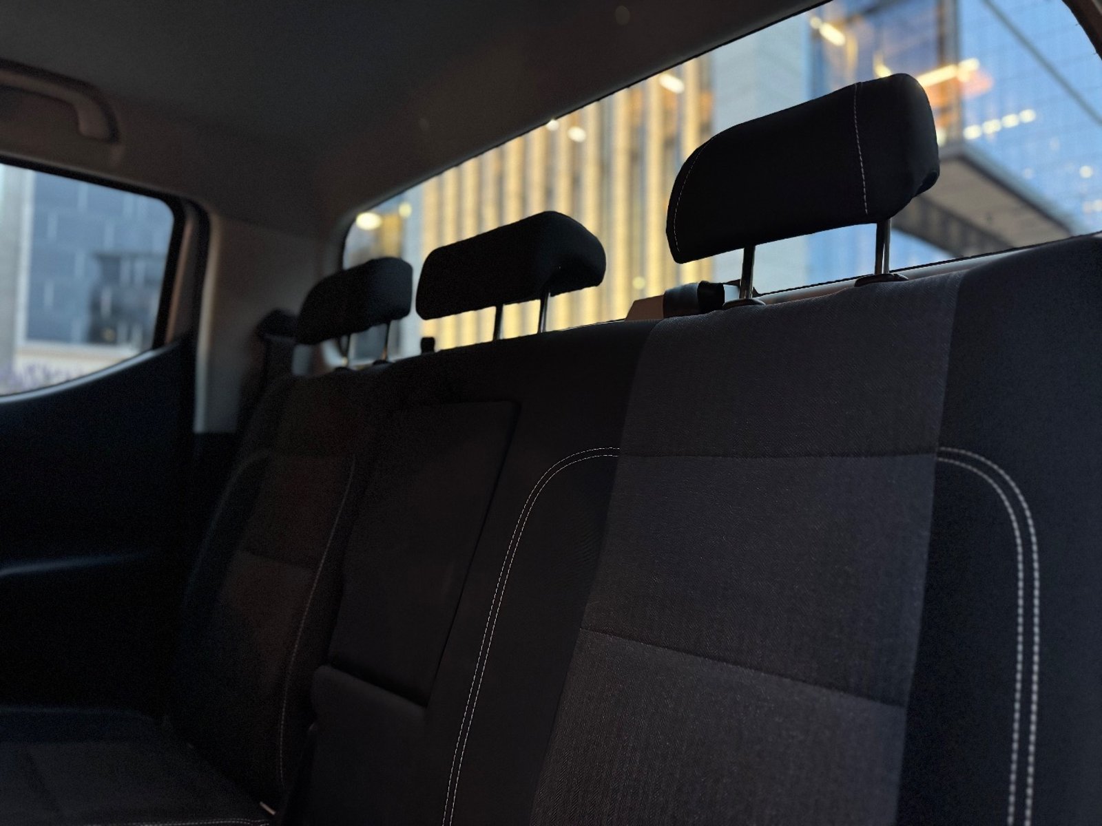 Peugeot LANDTREK Active BlueHDi 180 4X4 AT 2024 - Imagen 17 de 18