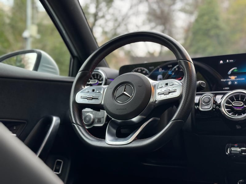 Mercedes-Benz A 250 2023 - Imagen 10 de 19