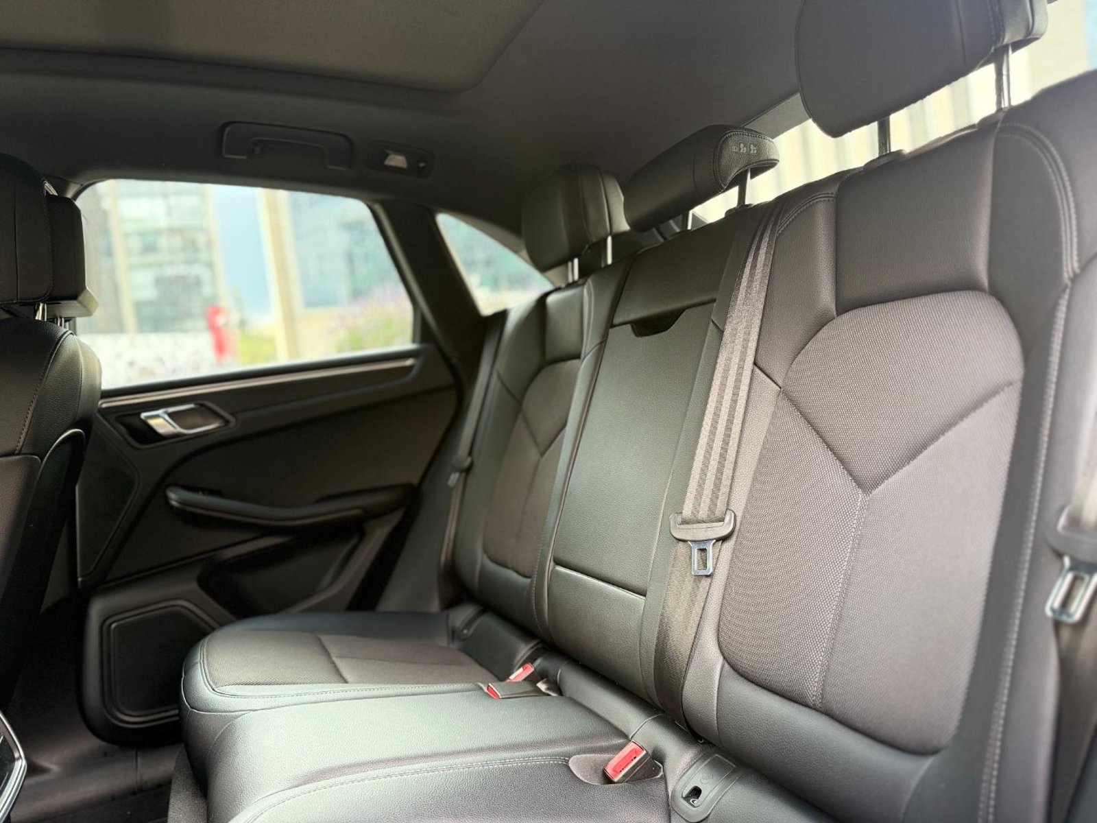 Porsche MACAN R4 III 2.0 2024 - Imagen 17 de 19