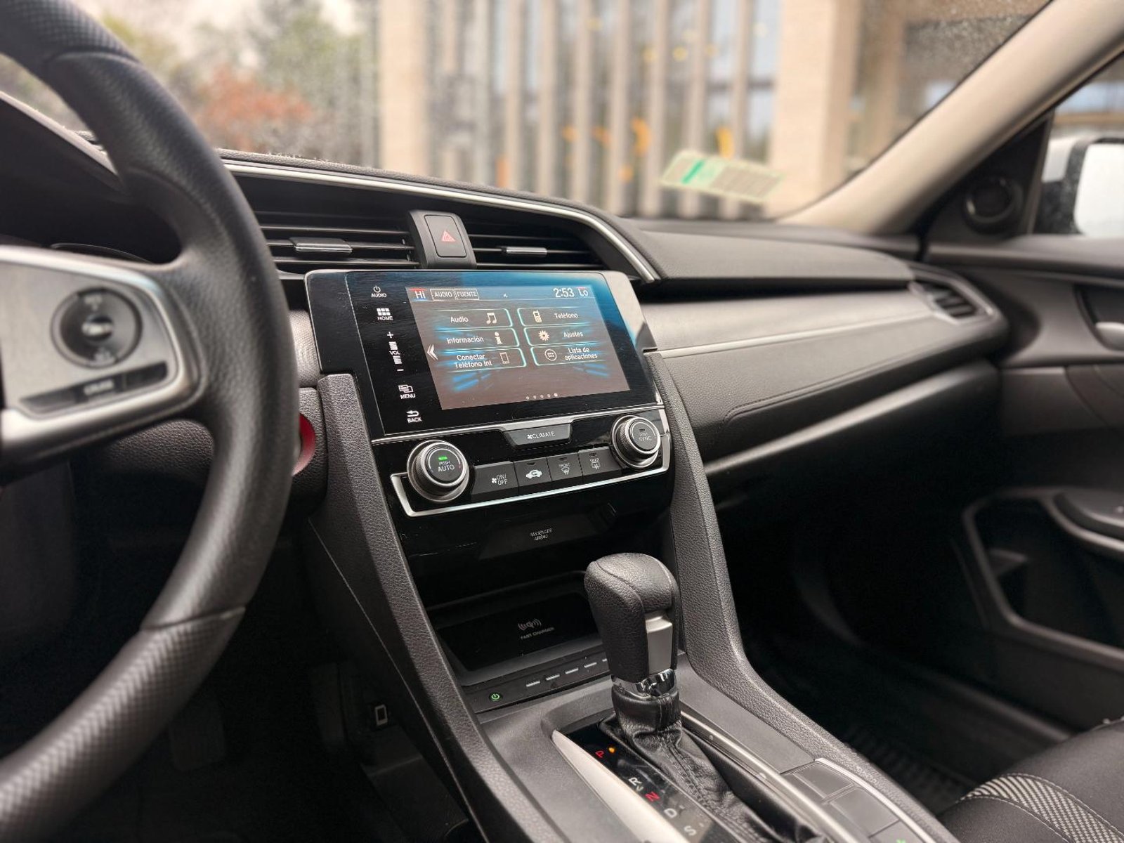Honda CIVIC EX 1.5 2017 - Imagen 9 de 20