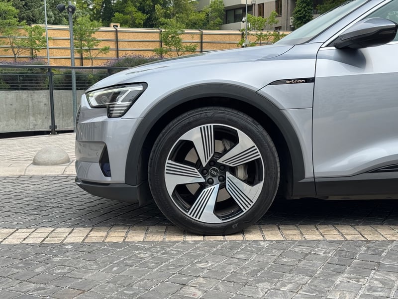 Audi E TRON 2023 - Imagen 8 de 19