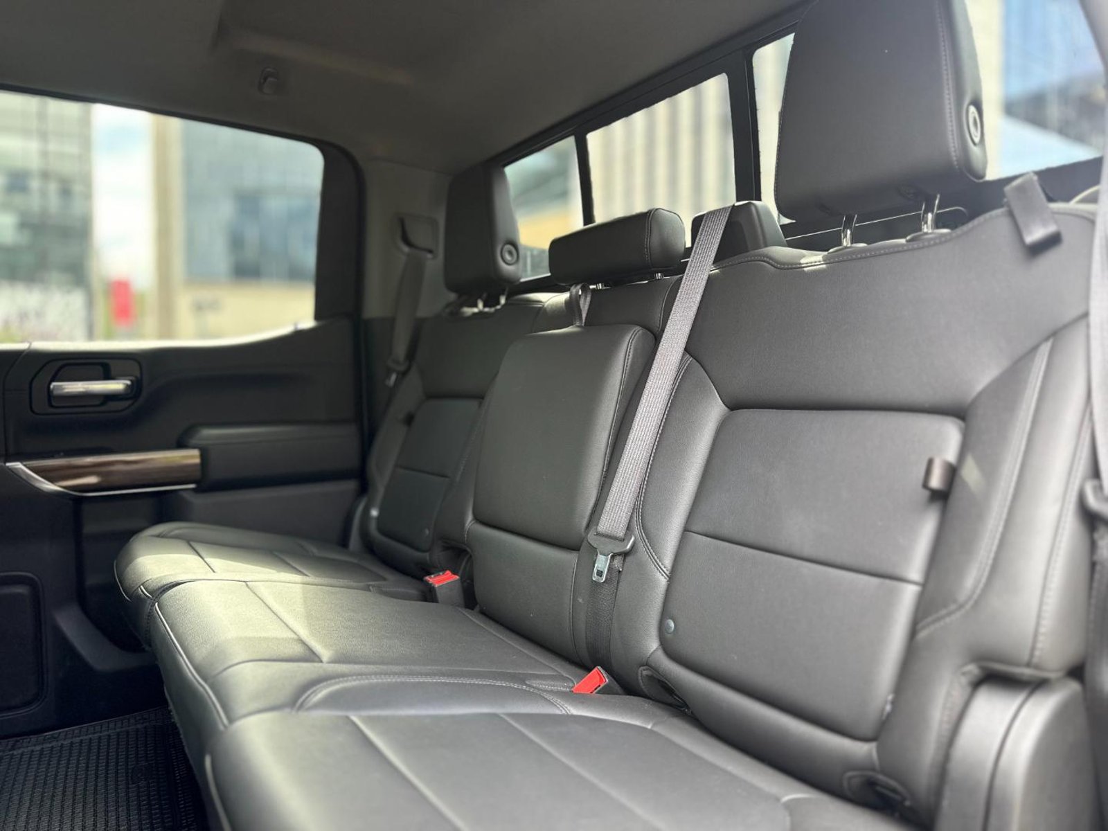 Chevrolet SILVERADO TRAIL BOSS LT Z71 5.3 2021 - Imagen 17 de 19