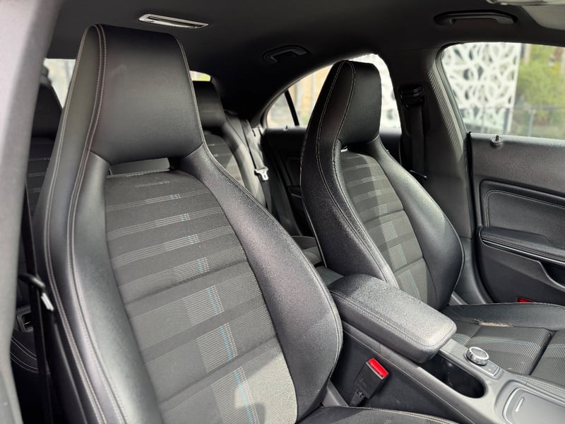 Mercedes-Benz CLA 180 2020 - Imagen 16 de 18