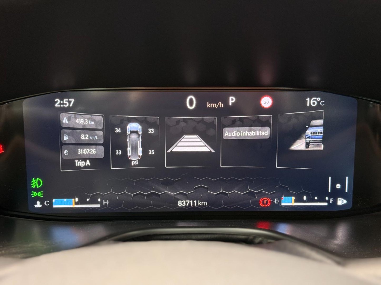 Jeep COMMANDER 2023 - Imagen 8 de 20