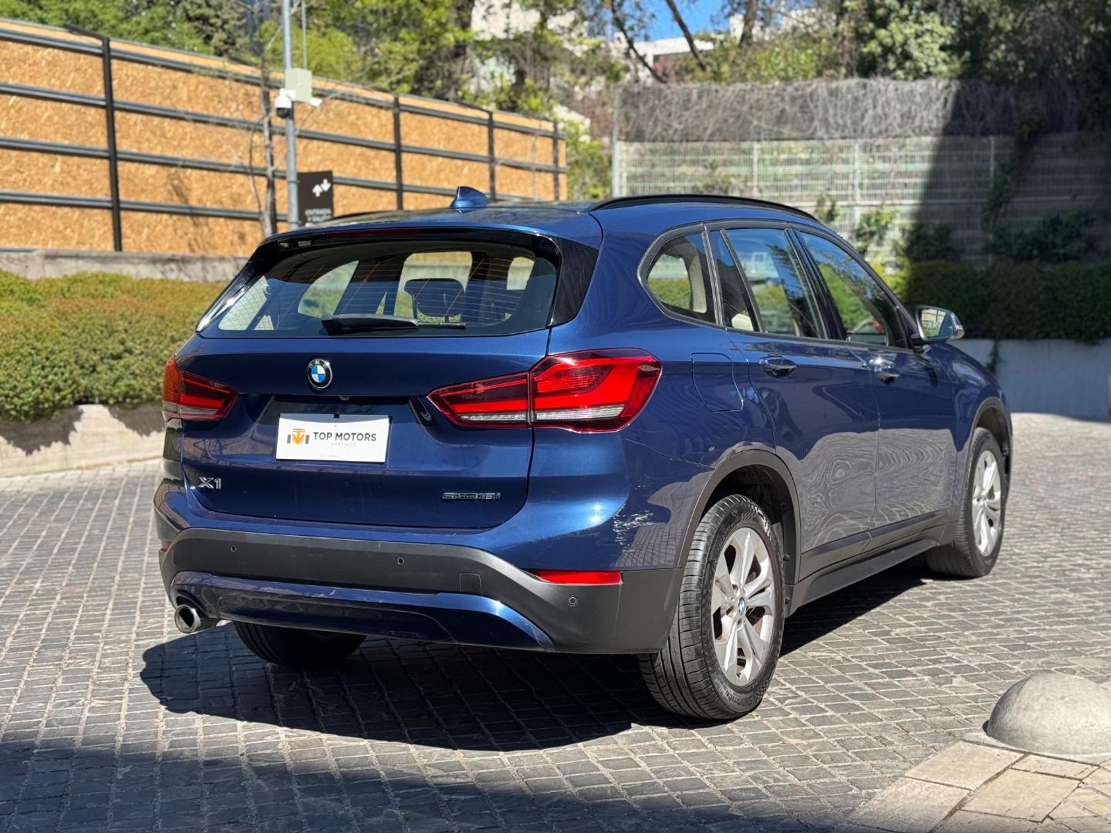 BMW X1 sDrive 18i 2022 - Foto 4 de 18