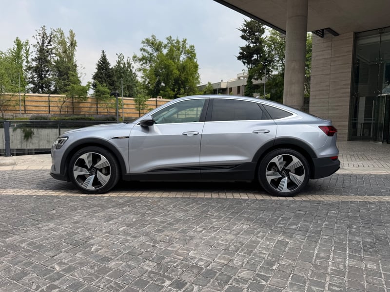 Audi E TRON 2023 - Imagen 7 de 19
