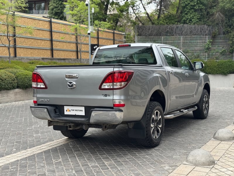 Mazda NEW BT 50 DCAB SDX 4X4 3.2 AUT 2018 - Imagen 4 de 16