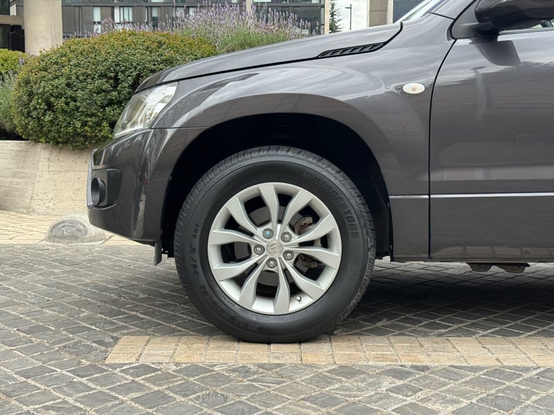 Suzuki GRAND VITARA GLX2.4 AUTOMATICA 2019 - Imagen 9 de 19