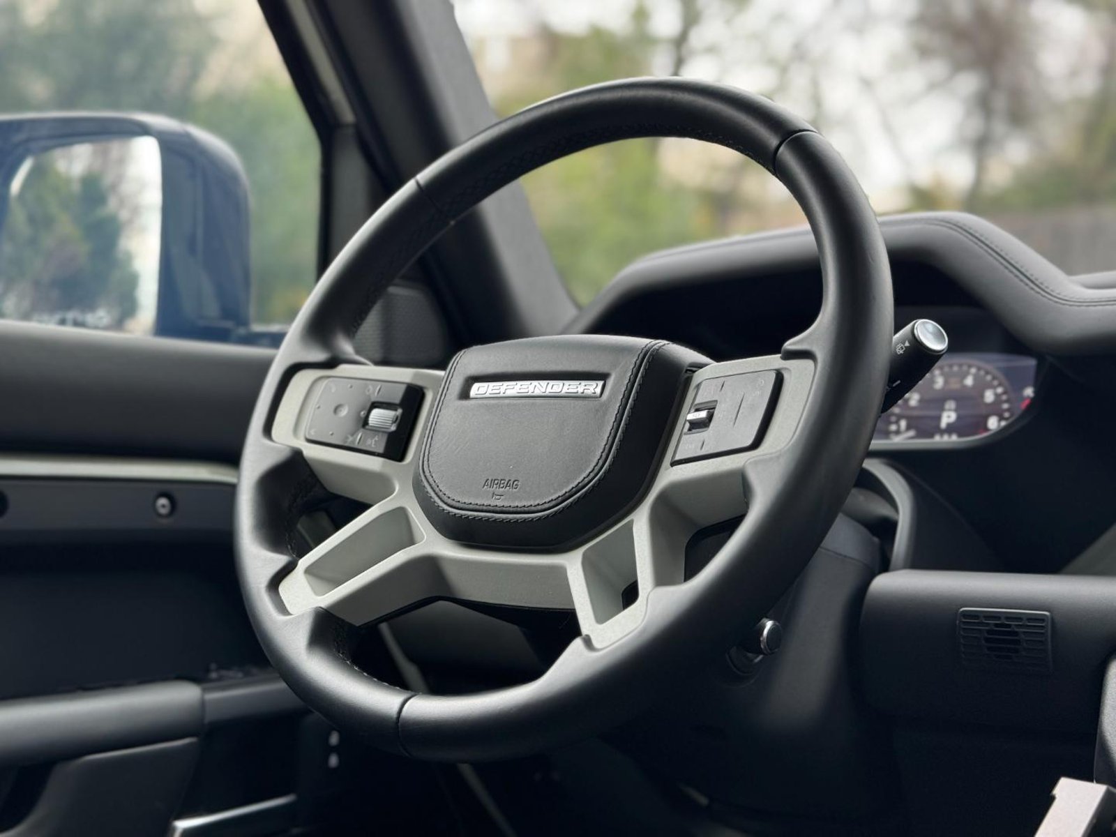 Land Rover DEFENDER 2024 - Imagen 14 de 19