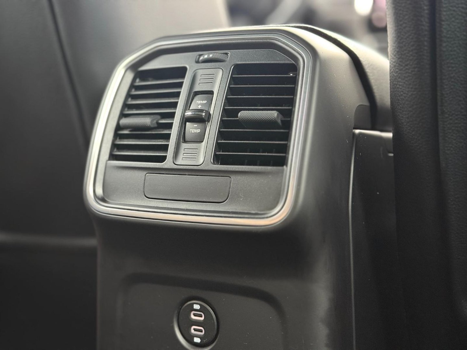 Porsche MACAN R4 III 2.0 2024 - Imagen 18 de 19
