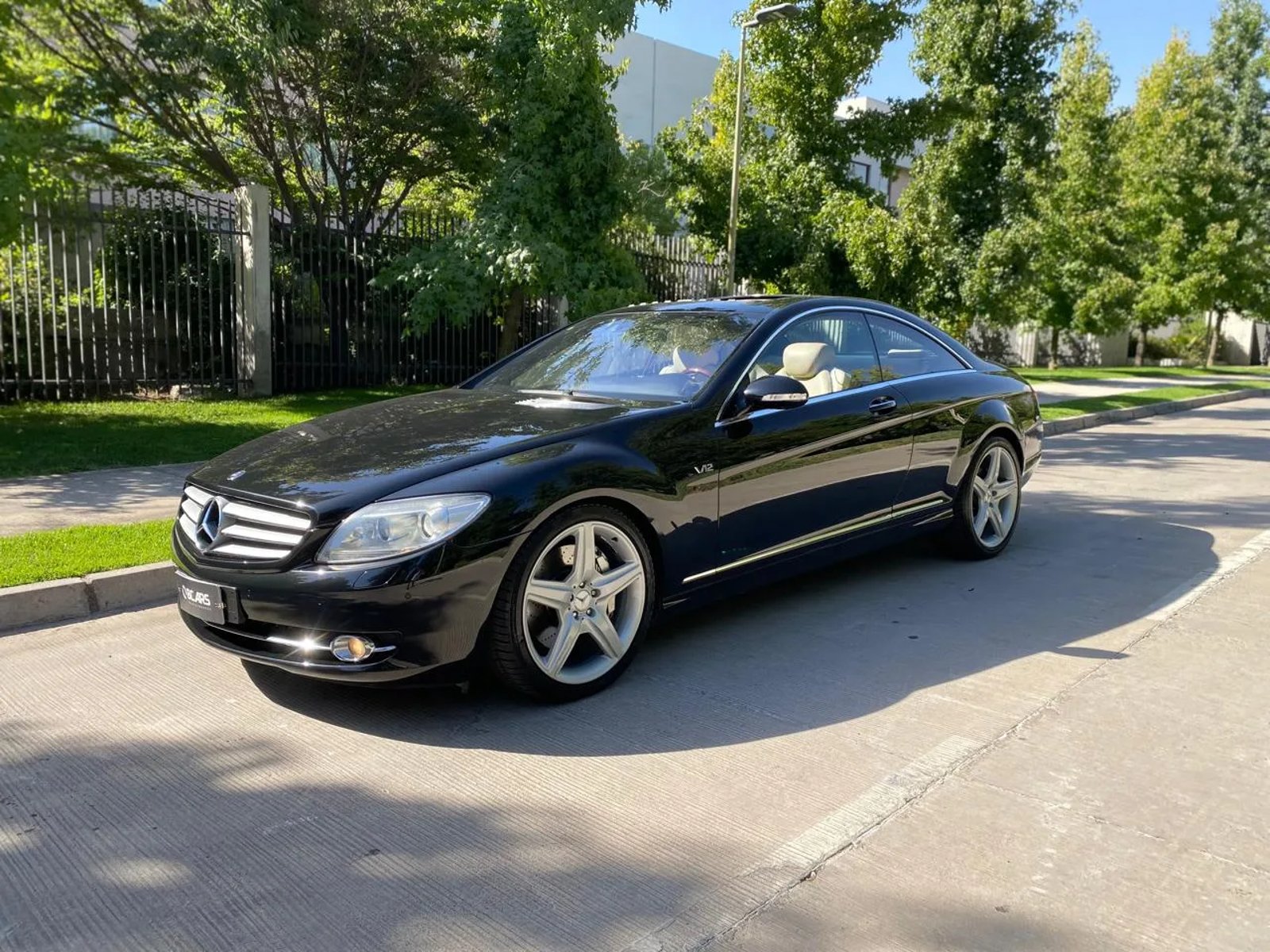 Mercedes-Benz CL 600 6.2L V12 Bi Turbo Auto 2008 - Foto 2 de 20