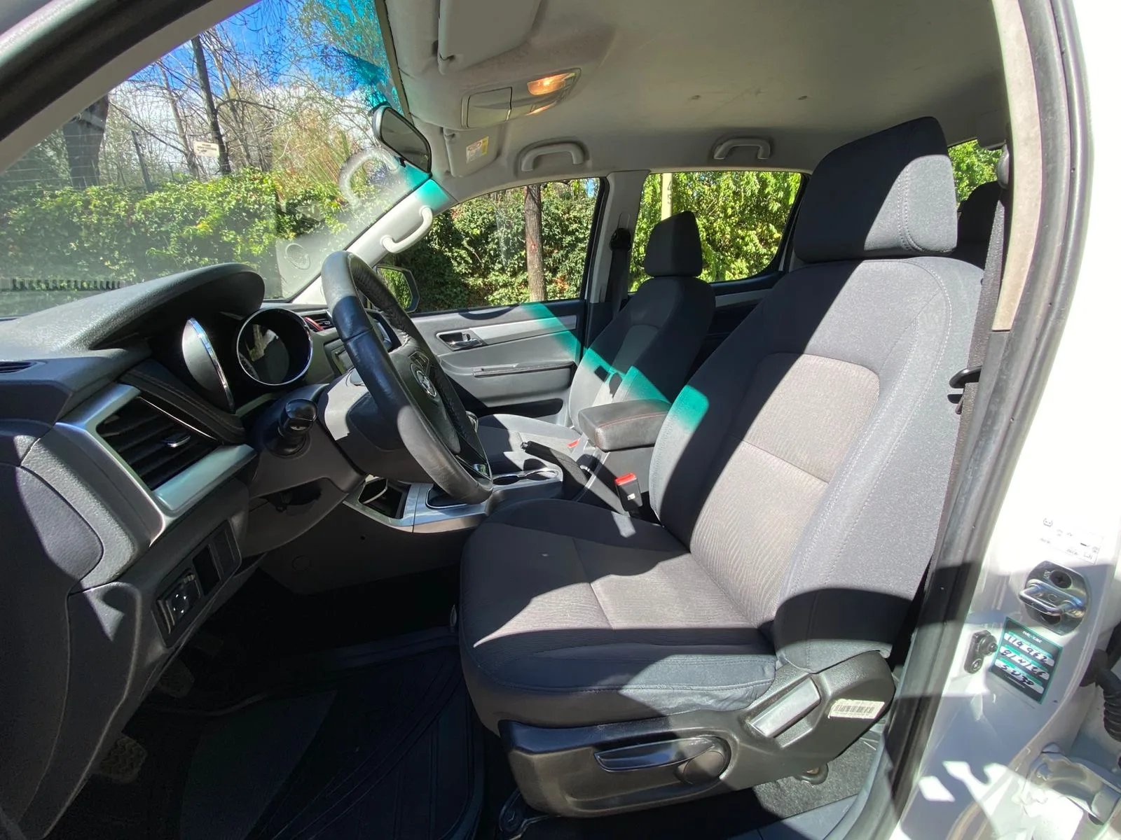 JAC T8 2.0 Comfort 4 2 Diésel MT 2022 - Imagen 19 de 20