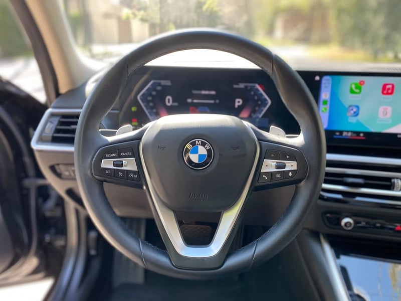 BMW 320i Urban LCI 4X2 AT 2025 - Imagen 19 de 20