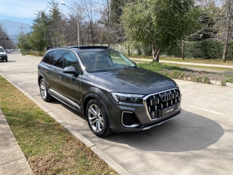 Audi Q7 3.0 55 TFSI PI Quattro 4X4 7 Pasajeros AT 2025 - Imagen 13 de 20