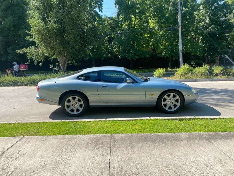 Jaguar XK8 V8 4.0 1997 - Imagen 11 de 20
