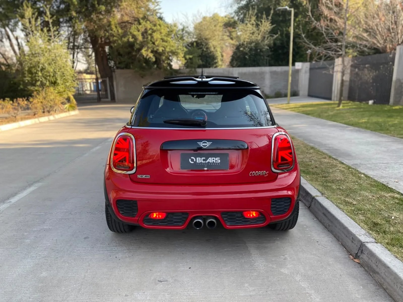 MINI Cooper 2.0 JCW S Package 4X2 HB AT 3P 2021 - Imagen 8 de 20