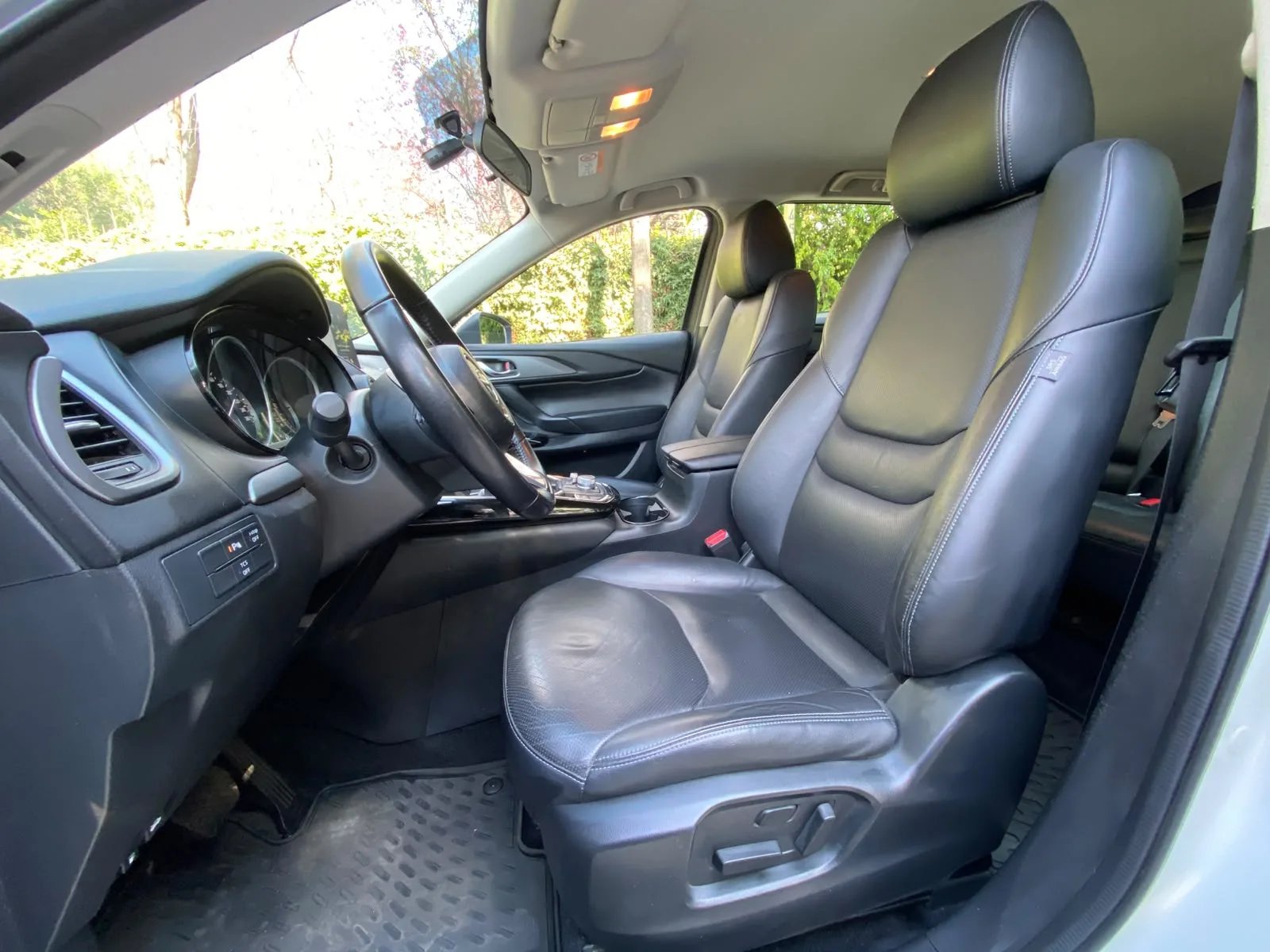 Mazda CX-9 2.5L R 2WD Turbo 6AT 2023 - Imagen 17 de 20