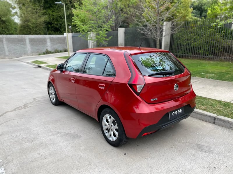 MG 3 1.5 STD 4X2 HB AT 2022 - Imagen 6 de 20