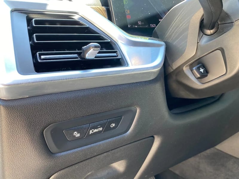 BMW X5 3.0 xDrive40i X Line Auto 2024 - Imagen 17 de 20