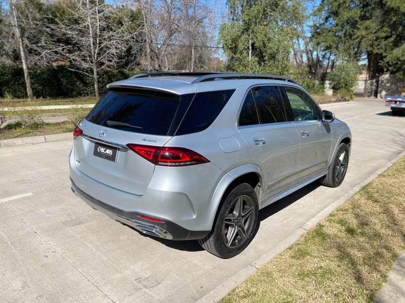 Mercedes-Benz GLE 400 d 2.9 Diésel 4MATIC 4X4 AT 2021 - Imagen 10 de 20
