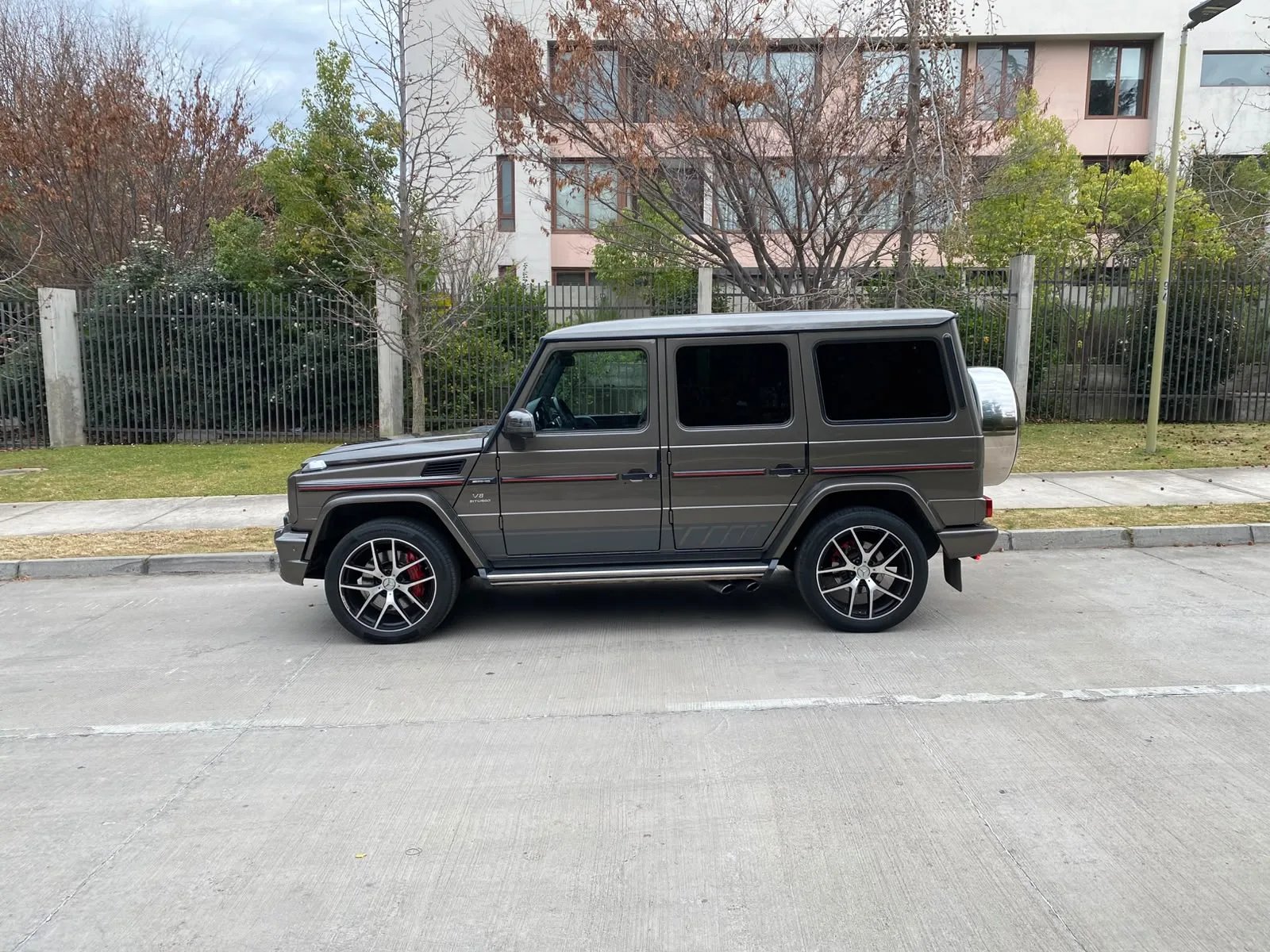 Mercedes-Benz G 63 AMG 5.5 AMG 4WD AT 2017 - Foto 5 de 20