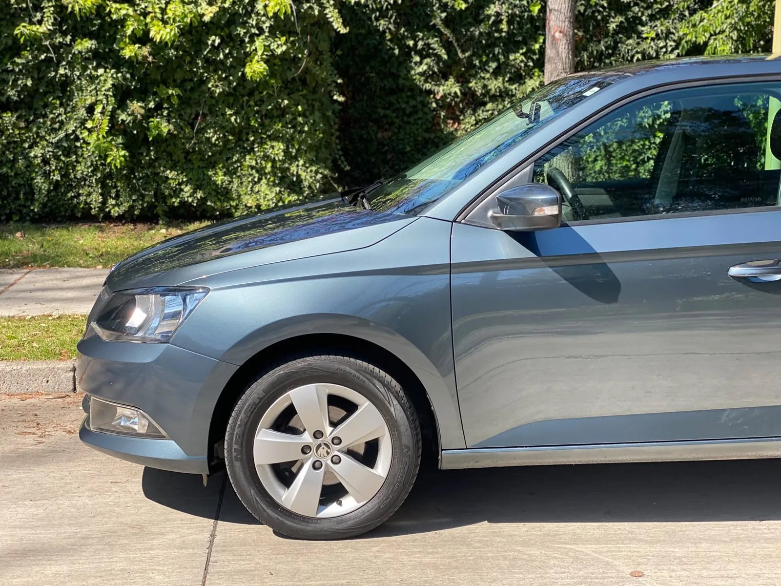 Skoda Fabia 1.0 TSI Active 4 2 MT 2018 - Foto 4 de 16