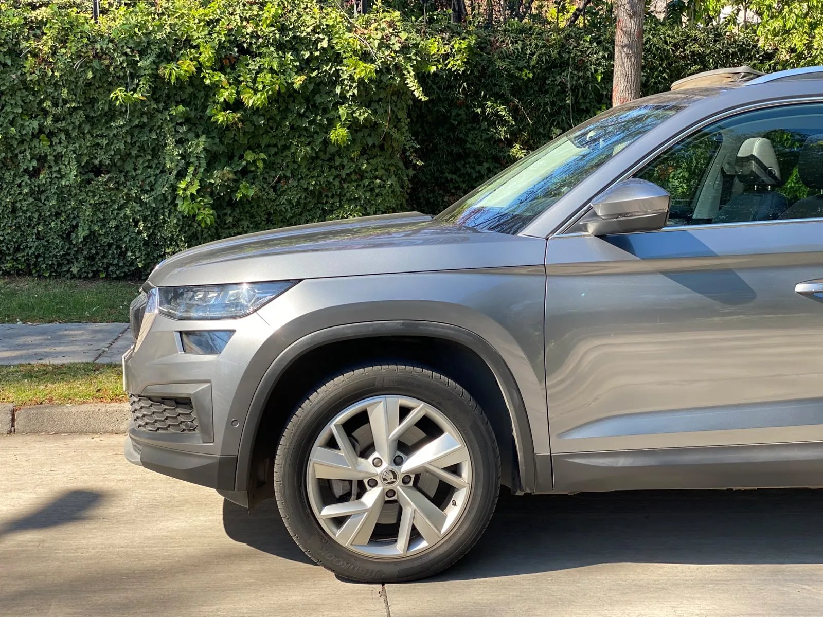 Skoda Kodiaq 2.0 TSI Auto Style 4WD 2024 - Foto 4 de 11