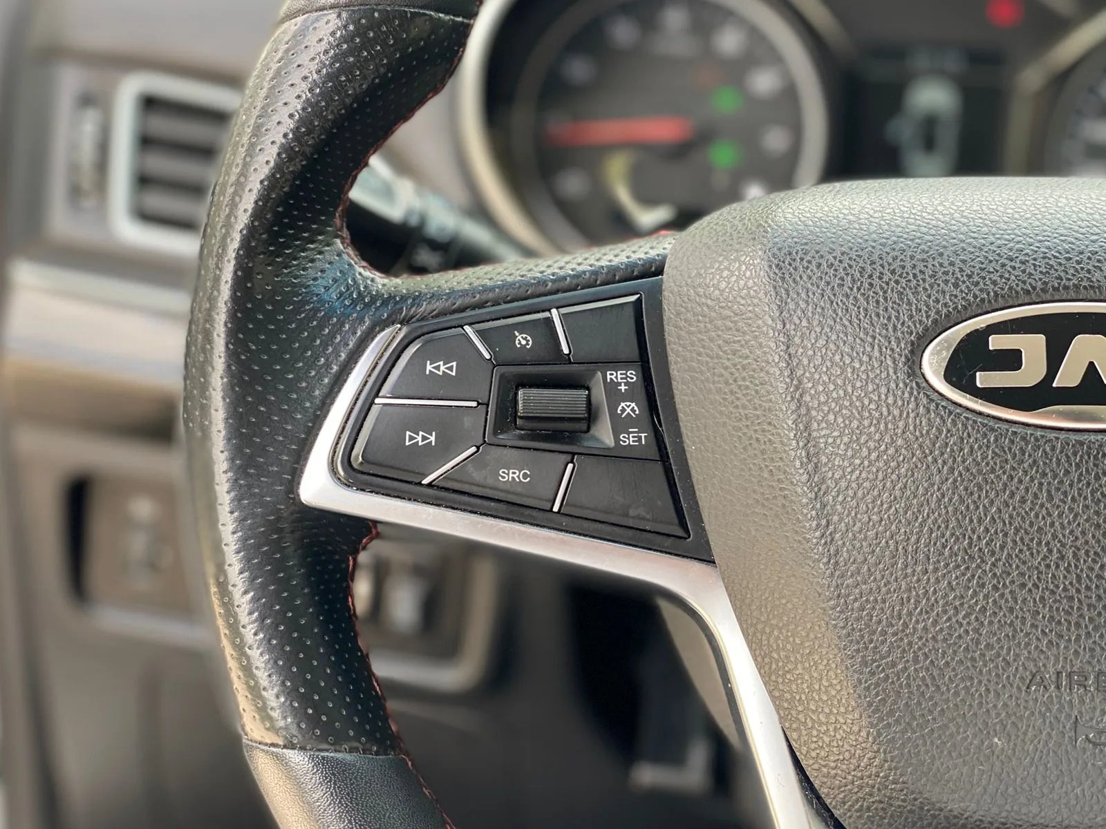 JAC JS3 1.6 Luxury 4X2 CVT AT 2022 - Imagen 18 de 20