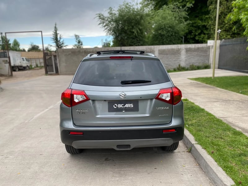 Suzuki Vitara 1.6 Limited 4WD MT 2018 - Imagen 8 de 20