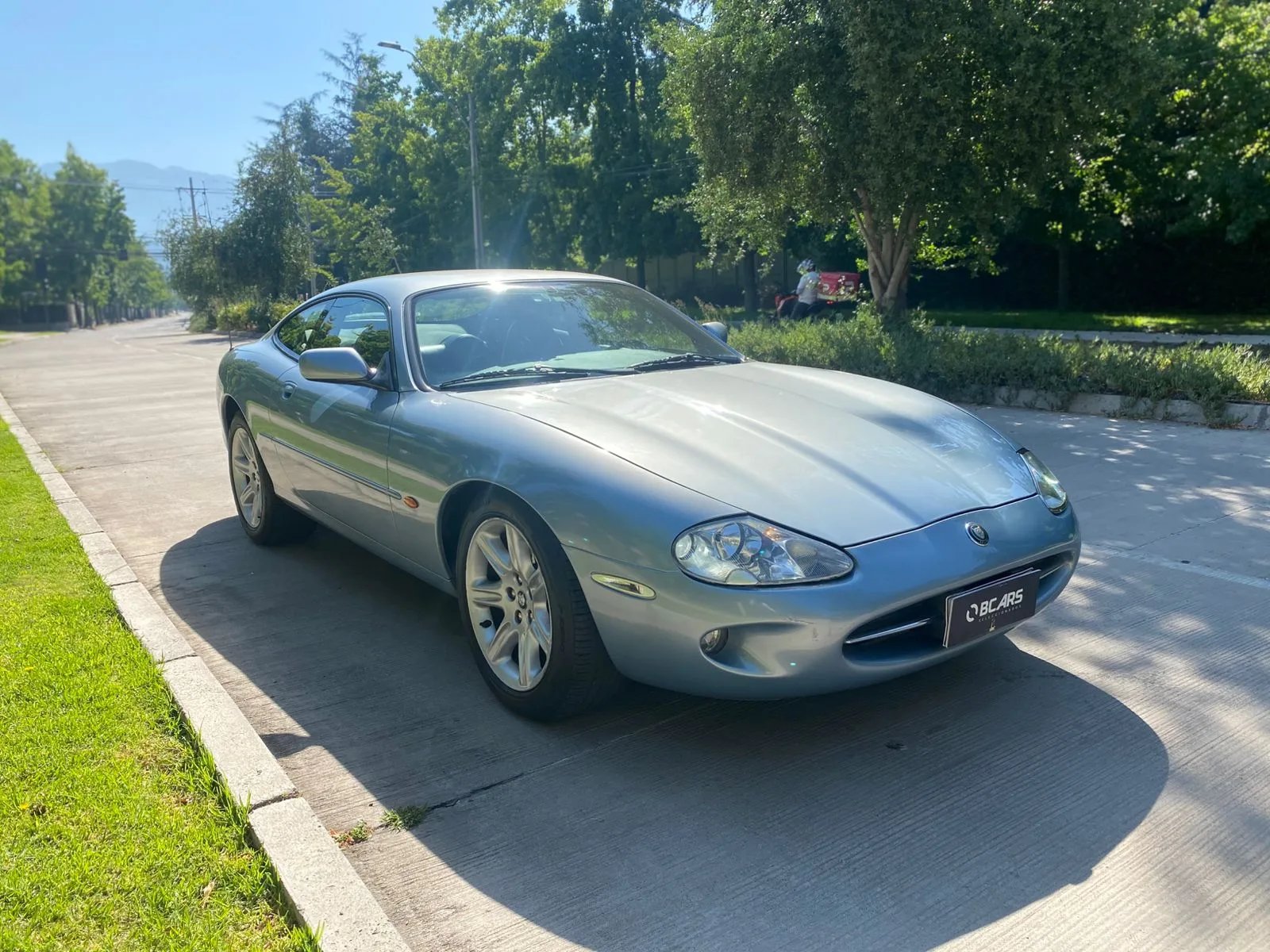 Jaguar XK8 V8 4.0 1997 - Imagen 13 de 20