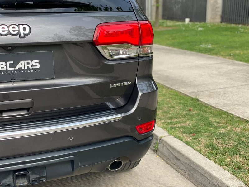 Jeep Grand Cherokee 3.6 Limited 4WD AT 2016 - Imagen 9 de 20