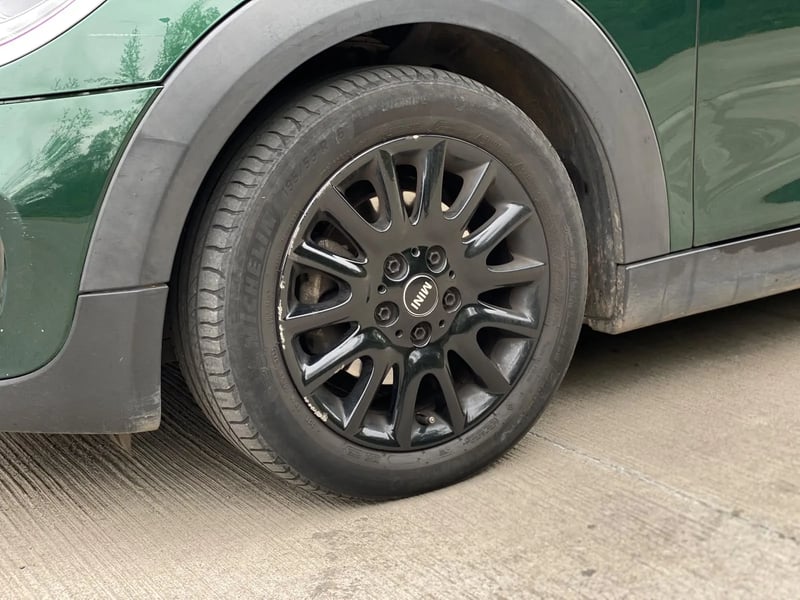 Mini Cooper 1.5 Pepper 4X2 HB AT 2018 - Imagen 3 de 20