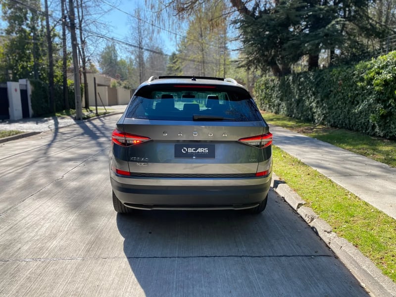 Skoda Kodiaq 2.0 TSI Auto Style 4WD 2024 - Imagen 8 de 11