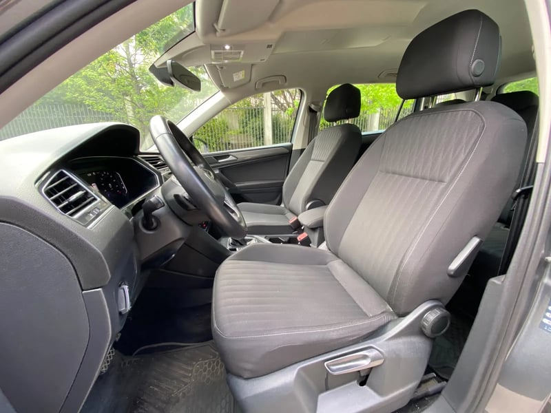 Volkswagen Tiguan 1.4 TSI Comfortline 4X2 AT 2023 - Imagen 17 de 20